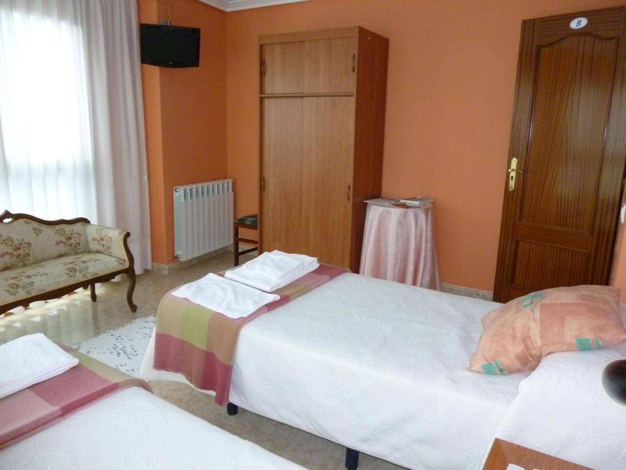 Hostal Ciudad De Nájera Zimmer foto